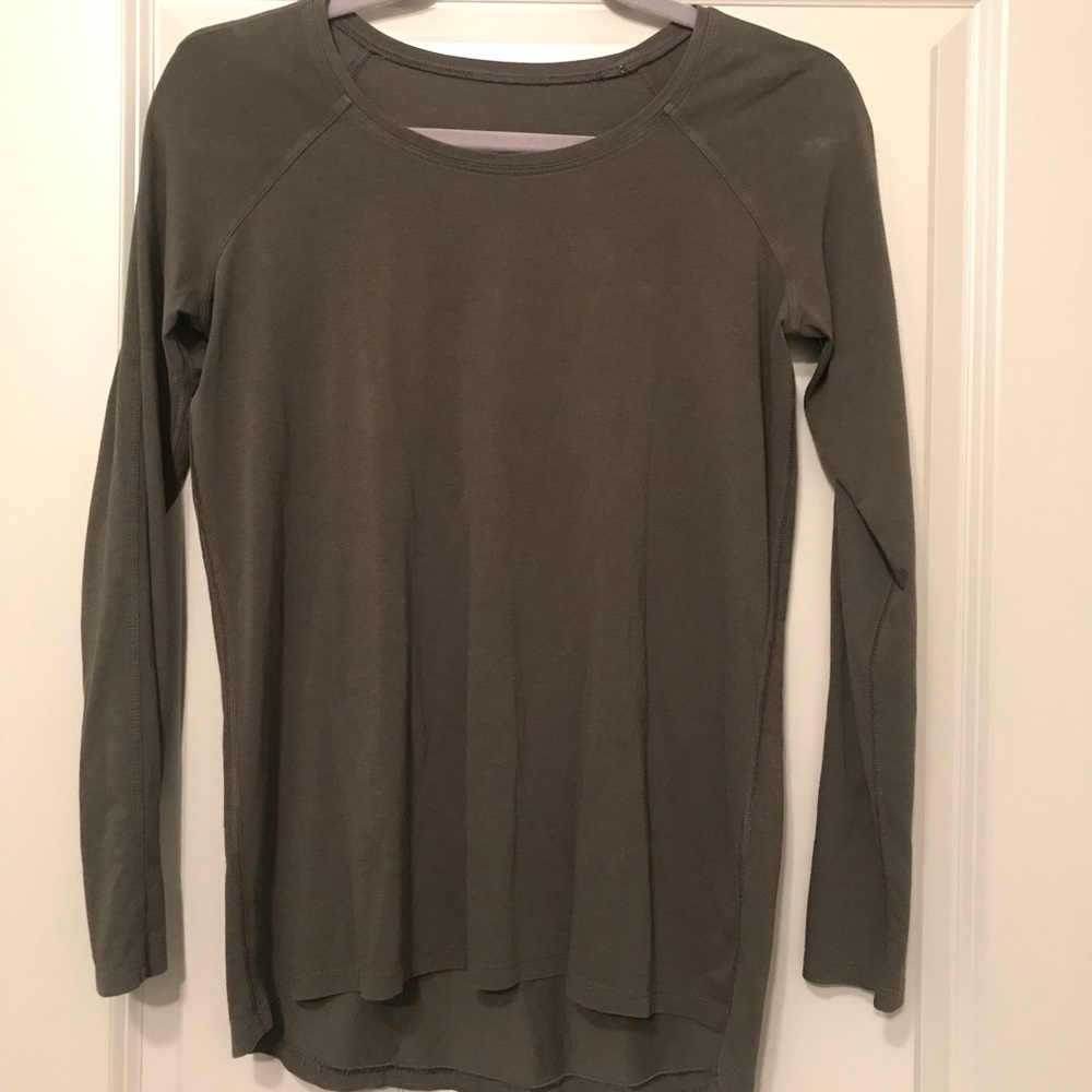 Lululemon long sleeve top